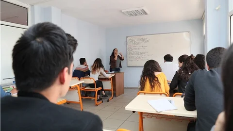 Büyükşehir’in Kursları Ailelerin Yüzünü Güldürüyor