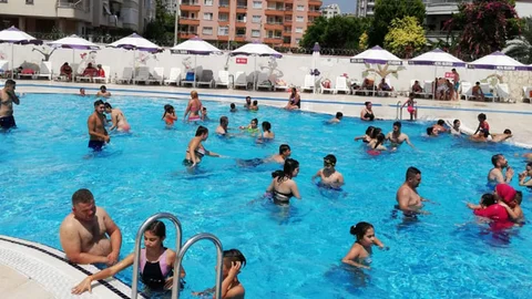 Mezitli Belediyesi Su Parkı Bayramda Rekor Kırdı