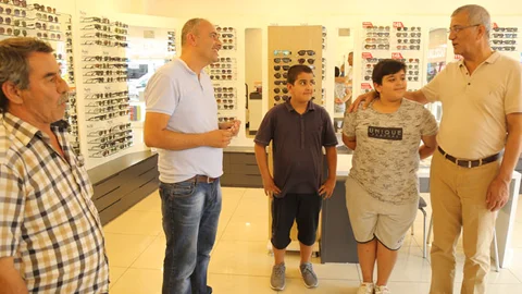 Mezitli Belediye Başkanı Tarhan, Esnaf ve Vatandaşlarla Buluştu