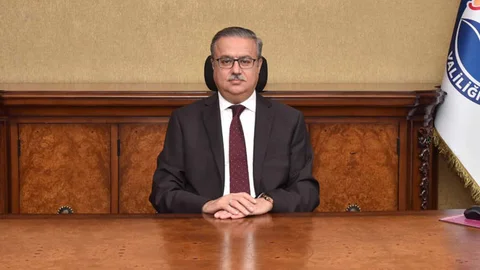 Vali Su'dan, 30 Ağustos Zafer Bayramı Mesajı