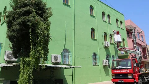 Toroslar’da, Sosyal Tesislerde Bakım