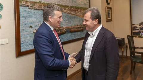 Vodafone İcra Kurulu Başkanı Colman Deegan'dan Başkan Seçer’e Ziyaret