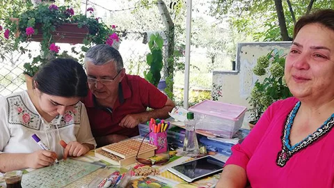 Mersin'de Otizmi Yenen Aile