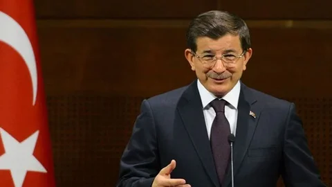 Ahmet Davutoğlu, AK Parti'den istifa etti