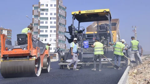 Mersin Yenişehir'de Asfalt Çalışmaları Sürüyor