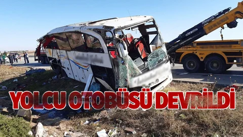 Yolcu Otobüsü Devrildi! Ölü ve Çok Sayıda Yaralı Var!