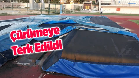 Şehir Standındaki Spor Malzemeleri Günden Güne Çürüyor