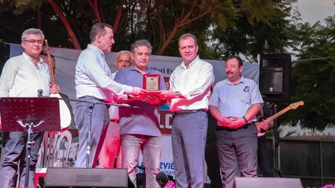 Başkan Seçer, Barış Heykeli’nin Açılışına Katıldı