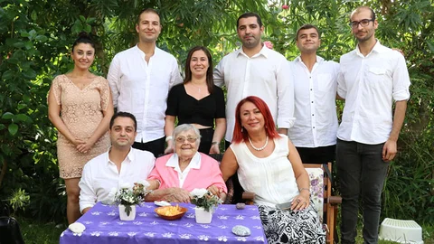 Mersin Büyükşehir’den Muazzez İlmiye Çığ’a Anlamlı Hediye