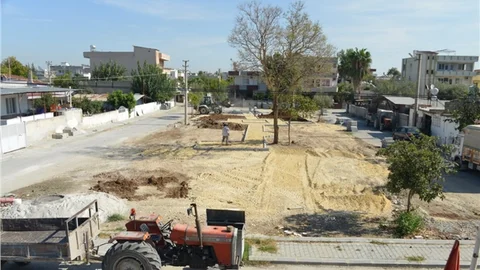 Akdeniz Belediyesi, Huzurkent’e Yeni Bir Park Kazandırıyor