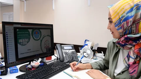 Türkiye’de Bir İlk; ‘Akademi Mersin Uzaktan Eğitim Sistemi’