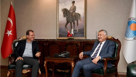 Zeydan Karalar’dan Başkan Seçer’e Hayırlı Olsun Ziyareti