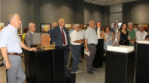 Atalay ve Arıkan’ın Eserleri Mersin Deniz Müzesinde Sergileniyor