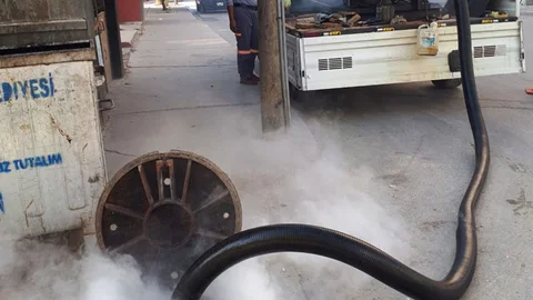 Ekipleri, Fare, Haşere ve Diğer Zararlılara Karşı İlaçlama Çalışmalarına Aralıksız Devam Ediyor