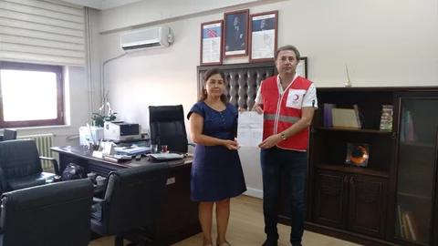 300 Öğrenciye Ayakkabı Yardımı Yapıldı