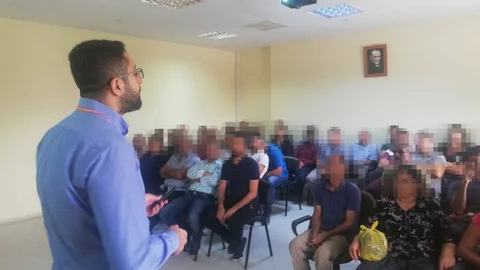 Hükümlüler Bilinçli İlaç Kullanımı ve İş Arama Becerileri Konulu Seminerlere Katıldı