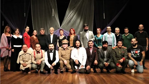 Şehir Tiyatroları Perdelerini Açtı