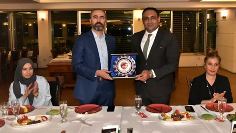 Başkan Yılmaz, "Kıtalar Arası Dostluk Köprüleri Oluşturacağız"