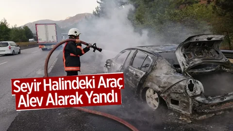 Seyir Halindeki Otomobil Alev Alarak Yandı