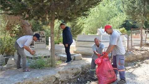 Eshab-ı Kehf Mezarlığı’nda Kapsamlı Temizlik Yapıldı
