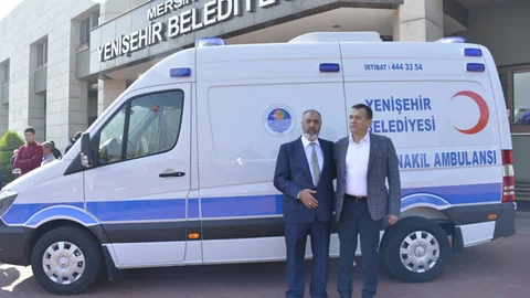 Yenişehir Belediyesi’ne Ambulans Bağışladı