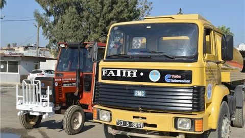 Atıl Haldeki Traktör ve Arazöz Aracı Onarıldı