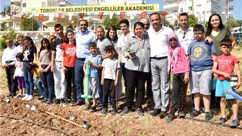 Başkan Yılmaz, "Engelleri Birlikte Aşacağız"