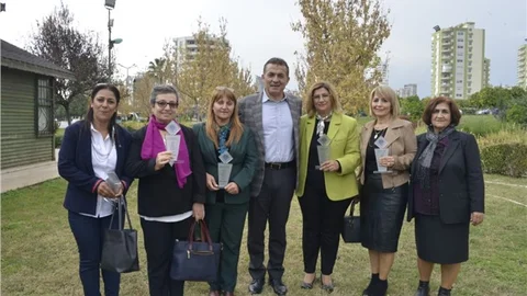 Devletin Yönetim Kademelerinde Daha Çok Kadın Olmalı