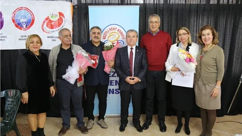 Başkan Tarhan, "Kadınlarımız Toplumun Temel Taşıdır"