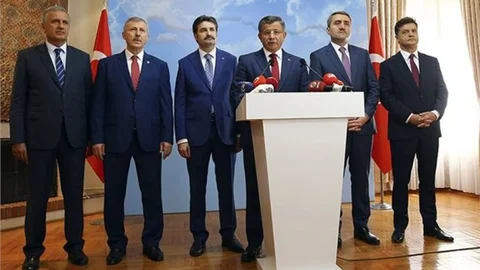 Ahmet Davutoğlu'nun Partisi Kuruldu