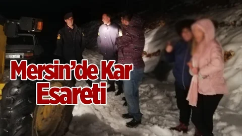 Mersin'de 12 Araç Karda Mahsur Kaldı