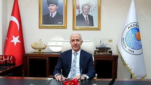 Başkan Gültak’tan, Yeni Yıl ve 3 Ocak Mesajları