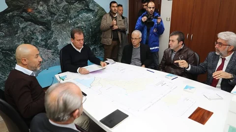 Başkan Seçer, Sel Felaketinde Çalışmaları Koordine Etti