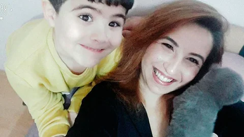 Ana Okulu Öğretmeni 10 Yaşındaki Oğlunu Öldürüp, Kendini Astı