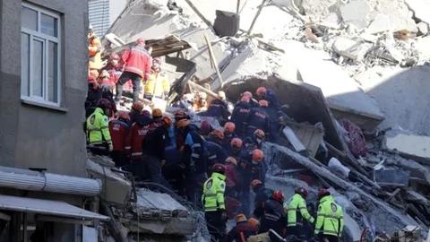 Elazığ'daki Depremde Son Durum: Ölü Sayısı 39'a Yükseldi