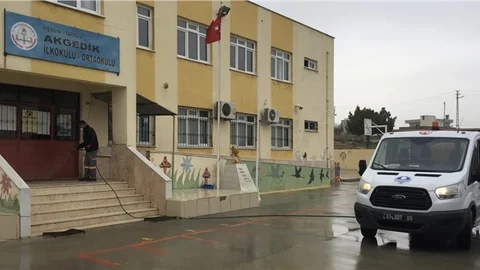 Mersin’de Okullar İkinci Döneme Hazırlanıyor