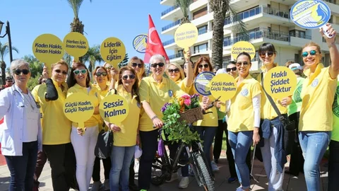 Suzan Kardeş Kız Çocuklarının Eğitimine Katkı Sağlamak İçin Sahne Alacak