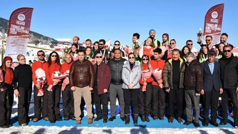 Toroslar Belediyesi, Kar Voleybolu Türkiye Şampiyonası’na Ev Sahipliği Yaptı