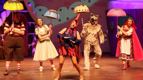 "Şeneronya" Çocuk Müzikali Gaziantep'te Çocuklarla Buluşacak