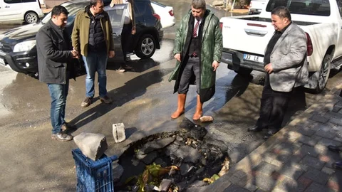 Anamur'da Belediye Başkanı ve Başkan Yardımcısı Çalışmaları İnceledi