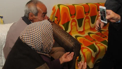 Yenişehir'de Yaşayan Münevver Teyze ve Kardeşi Geçici Evlerine Yerleştirildi