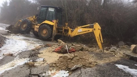 Çamlıyayla İlçe Belediyesi Afetin Yaralarını Sarıyor