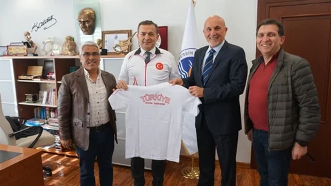 Atletizm Federasyonu’ndan Başkan Özyiğit’e Teşekkür