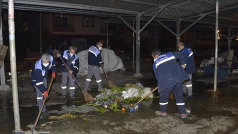 Yenişehir’de Pazar Yerleri Tertemiz