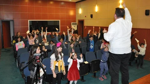 Çocuk Korosu’nun İlk Koristleri Belirlendi