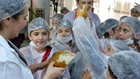 MER-EK Halk Ekmek Fabrikası, Öğrencilere Kapılarını Açtı