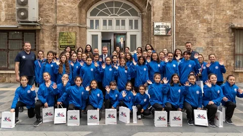 Basketbolculardan Ziyaret