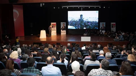 Cüneyt Özdemir, Mersin’de İletişimin Alfabesini Kendi Tecrübeleriyle Anlattı