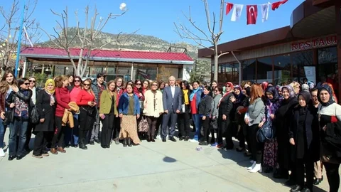 Başkan Gültak, 8 Mart’ta Kadınlarla Buluştu