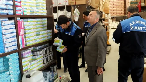 Akdeniz Zabıta Ekipleri, Fiyat Artışı İddialarına Karşı Denetime Çıktı